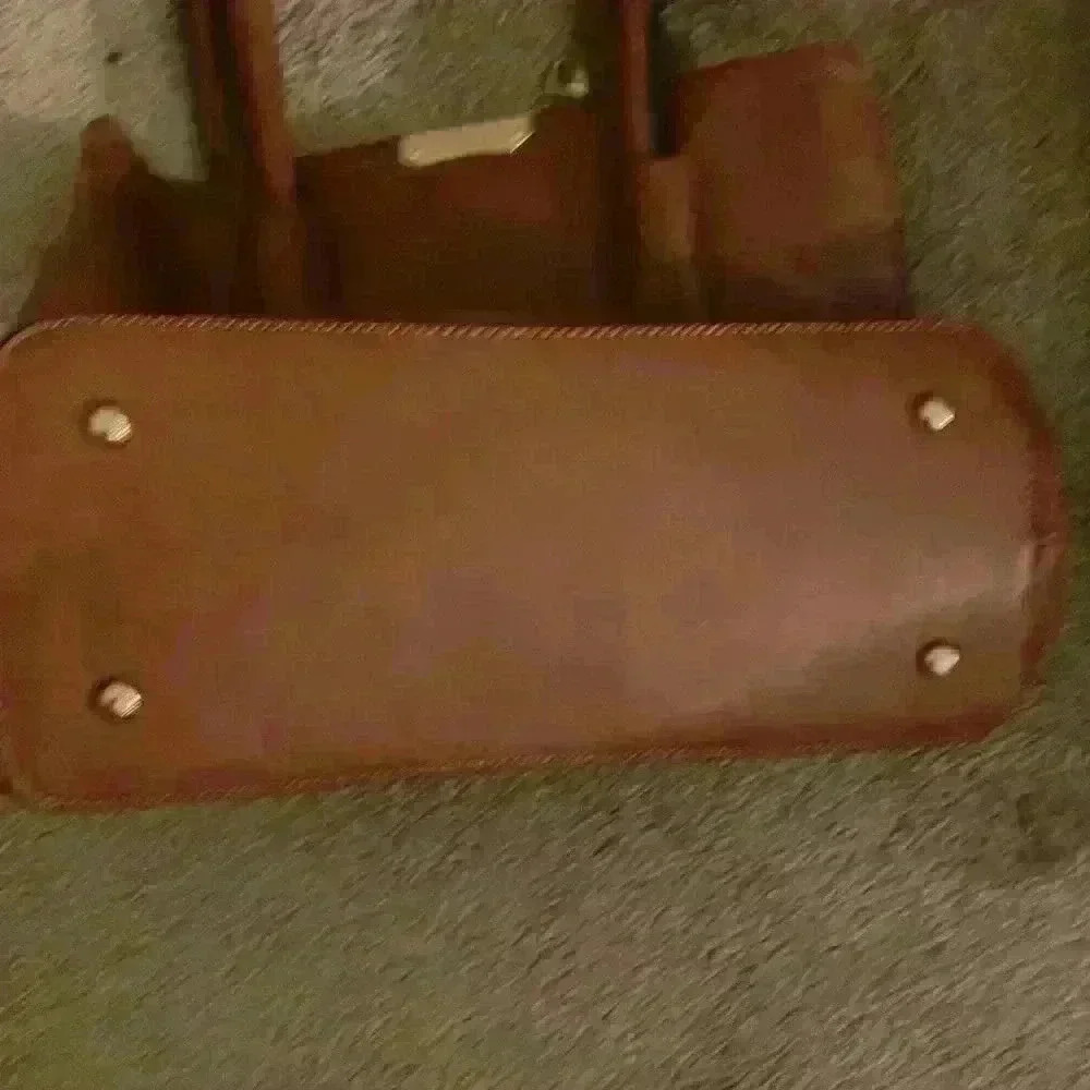 No Label NWOT Faux purse with lots of pockets and storage. See photos. - Picture 9 of 9